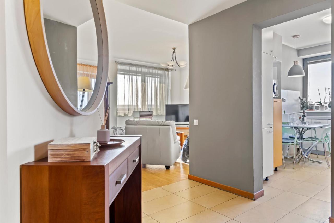 125 Sqm Family Friendly With Kids Room Букурещ Екстериор снимка