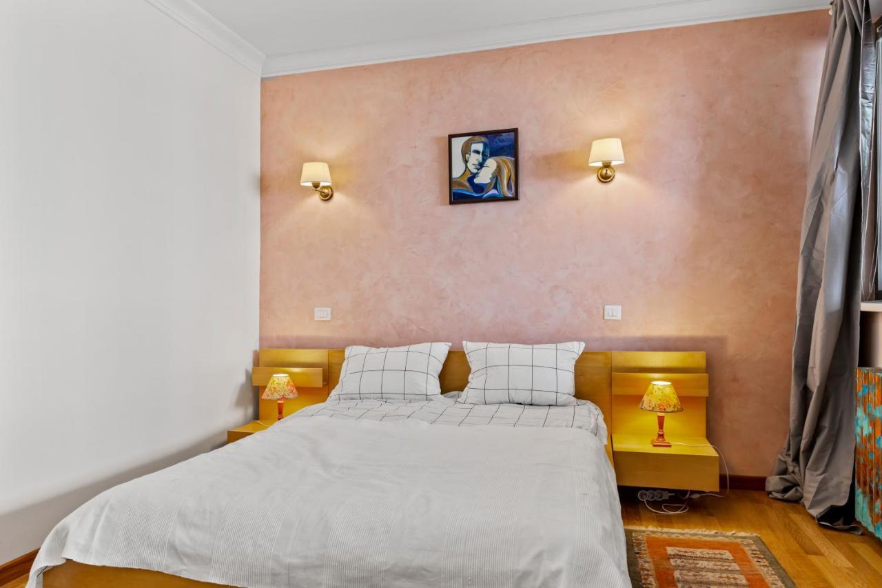 125 Sqm Family Friendly With Kids Room Букурещ Екстериор снимка