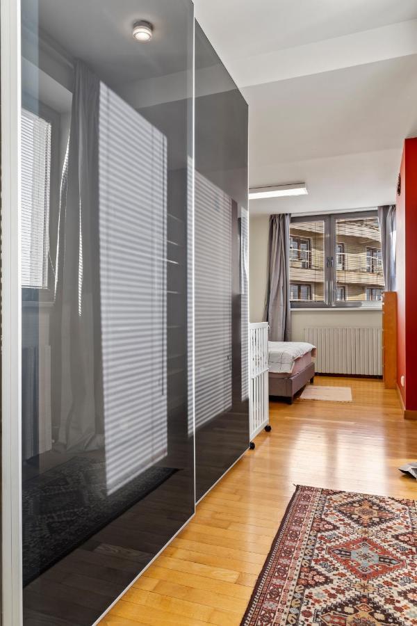 125 Sqm Family Friendly With Kids Room Букурещ Екстериор снимка