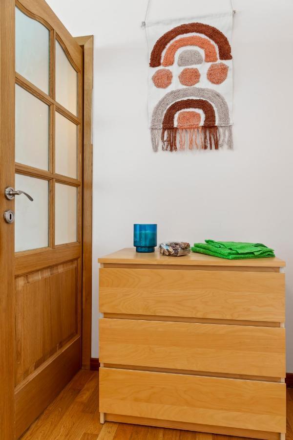 125 Sqm Family Friendly With Kids Room Букурещ Екстериор снимка